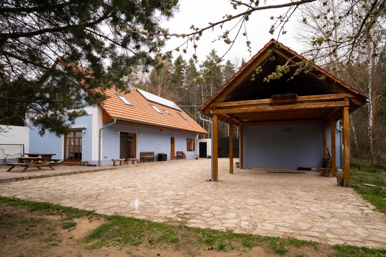 Penzion U Hajovny U Piskoven - Vlkov Exterior photo